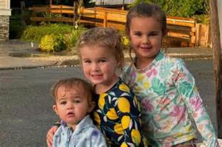 Unraveling The Mystery: What Are Jason Kelce's Daughters' Names?
