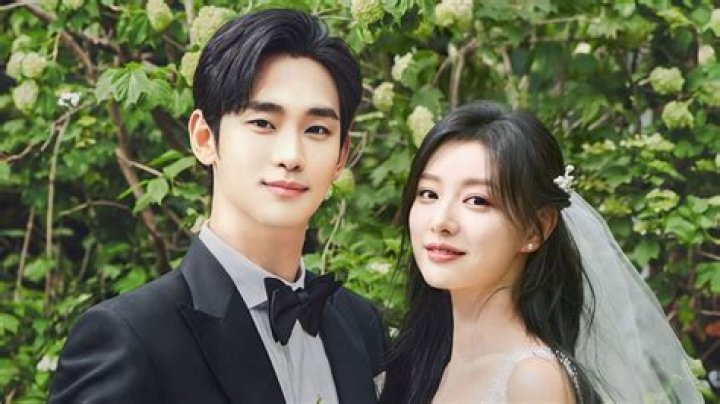 Unveiling The Kim Soo Hyun Physique: The Secret Behind The Star