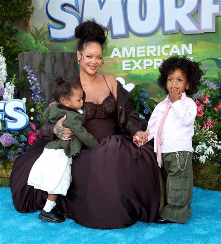 Unveiling The Woman Behind The Star: Who Is Rihanna's Mother?